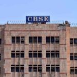 CBSE का बड़ा स्पष्टीकरण: 10वीं सर्टिफिकेट के लिए तीसरी भाषा में पास होना अनिवार्य, पर नहीं होगी बोर्ड परीक्षा